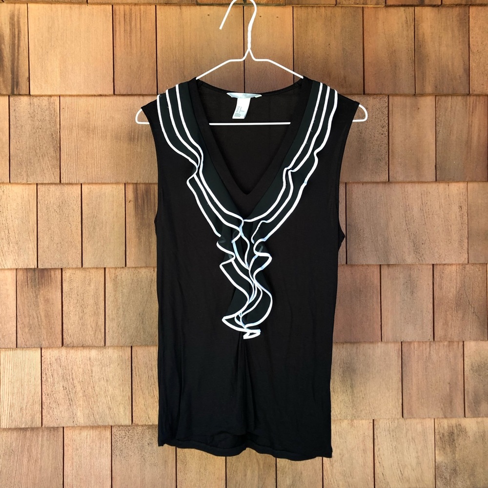 Black and white H&M top with ruffles